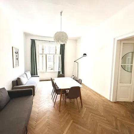 Best Location In Prague! 4 Bedrooms And Super Host! Экстерьер фото