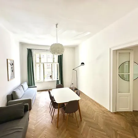 Best Location In Prague! 4 Bedrooms And Super Host! Экстерьер фото