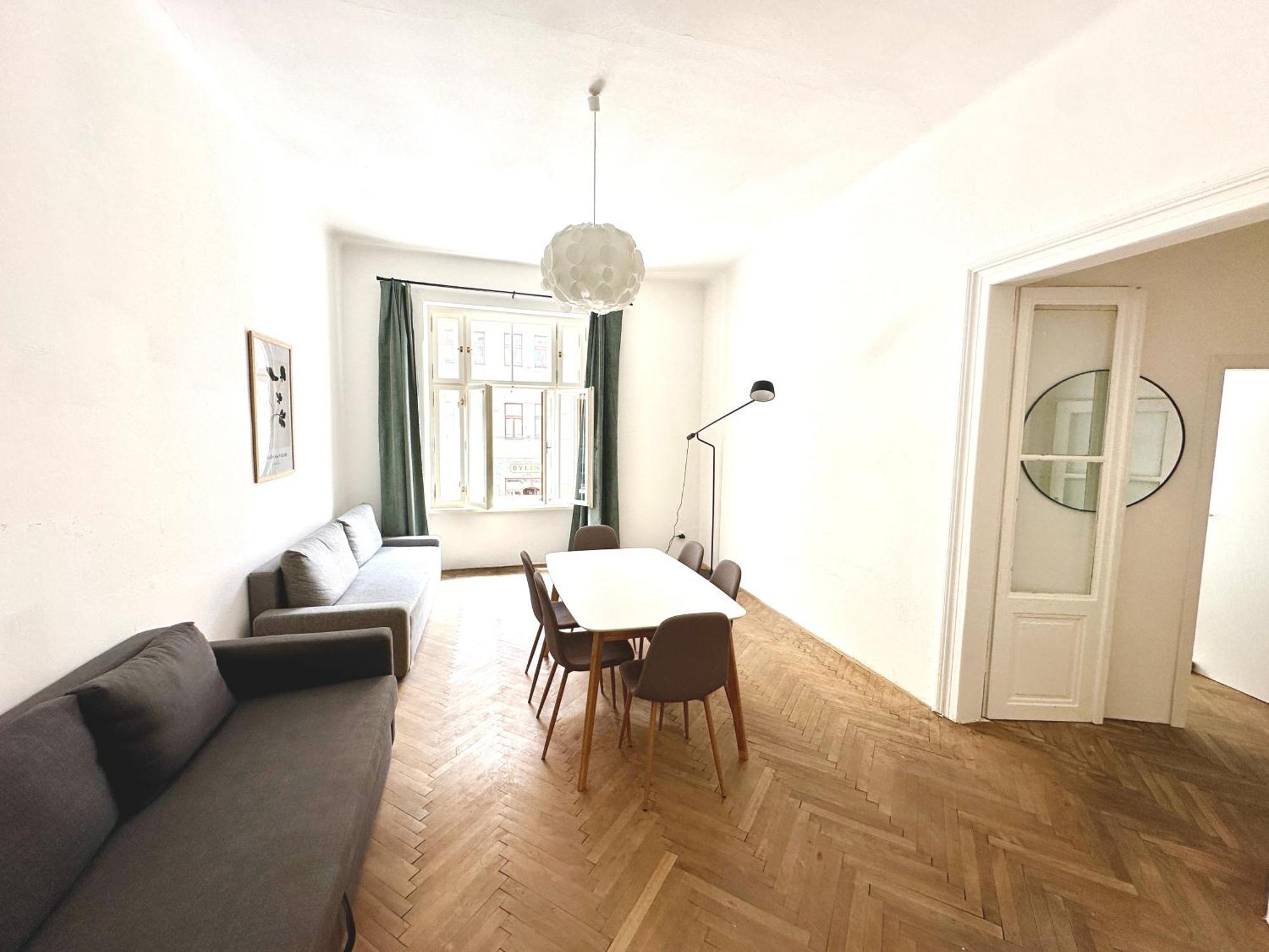 דירה Location In Prague! 4 Bedrooms And Super Host! פראג